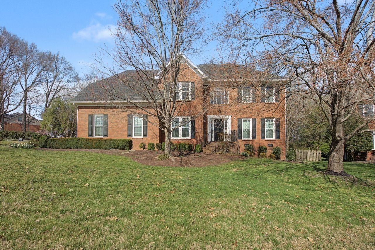301 Saddlebridge Ln, Franklin, TN 37069 Main Photo