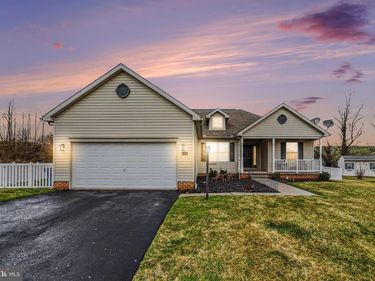 183 N ALPINE DRIVE, YORK, PA 17408