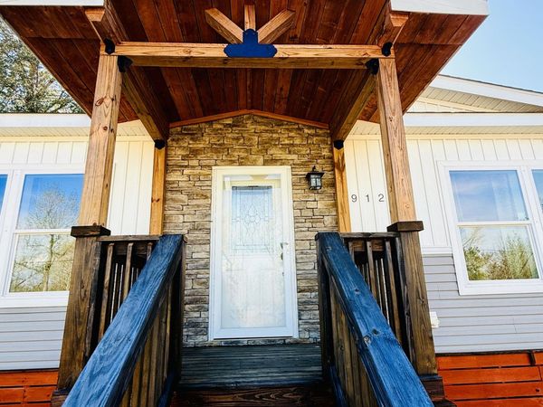 9121 Crook Hollow Road, Panama City, FL 32404