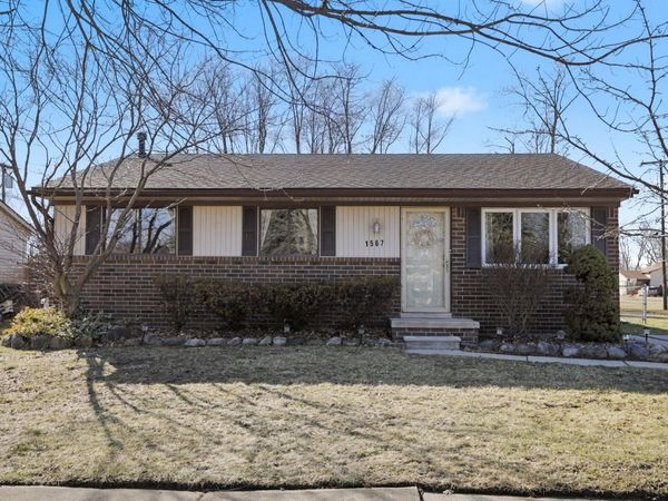 1567 Marlowe Street, Canton, MI 48187