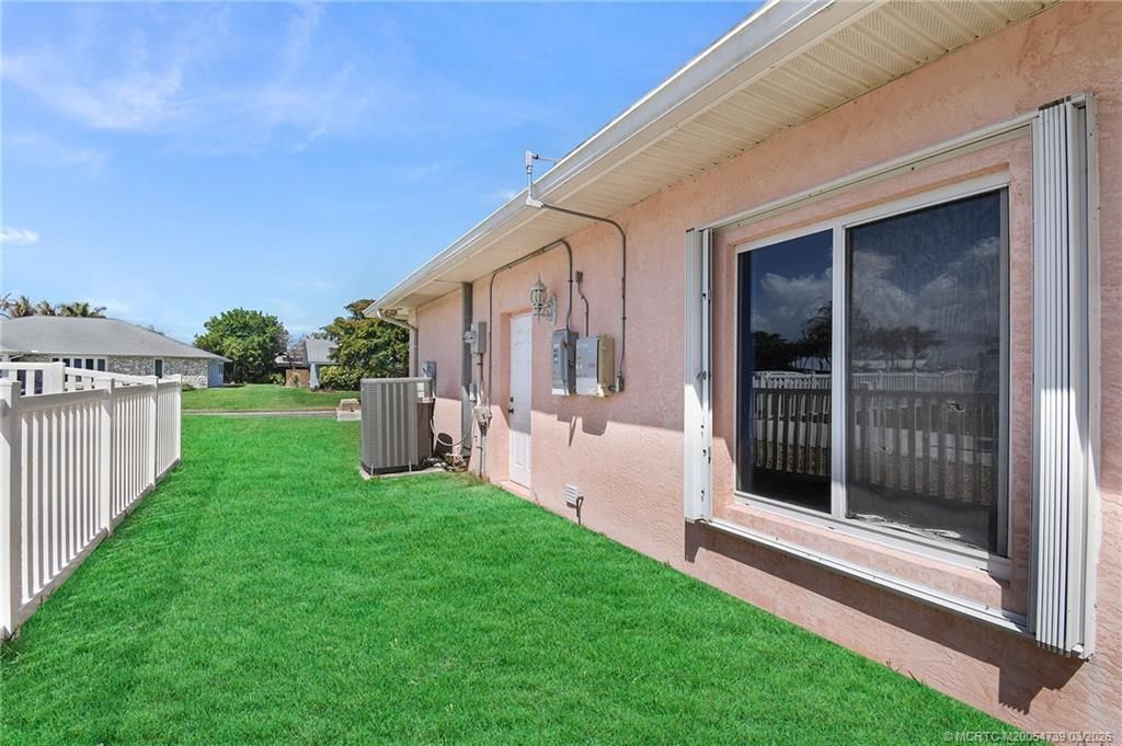 5312 SE Nassau Terrace, Stuart, FL 34997 Photo