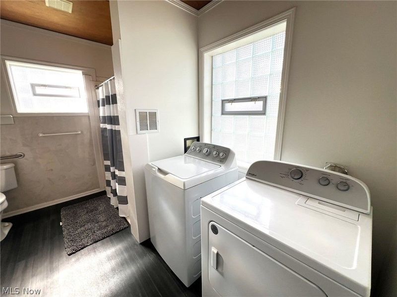 982 Dan Street , Akron, OH 44310 Photo 14