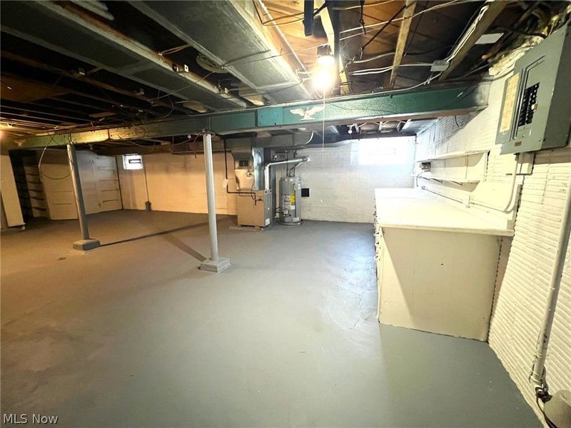 982 Dan Street , Akron, OH 44310 Photo 23