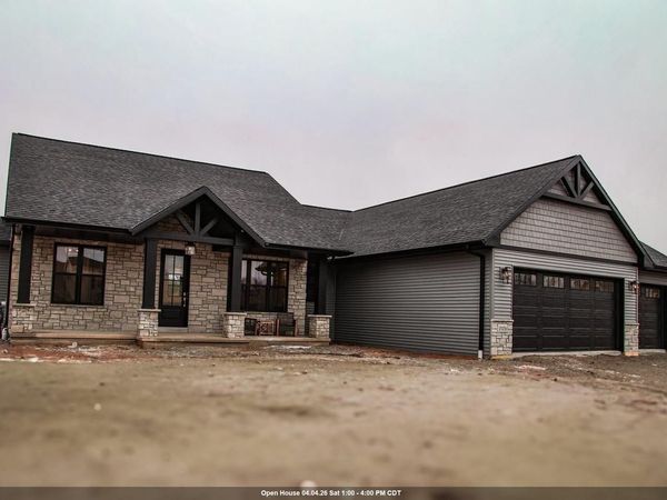 2126 SUMMER BREEZE COURT, Suamico, WI 54313