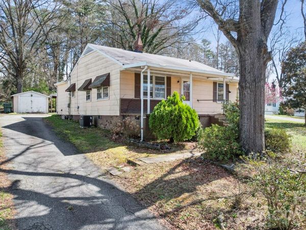 1644 Rankin Lake Road, Gastonia, NC 28054