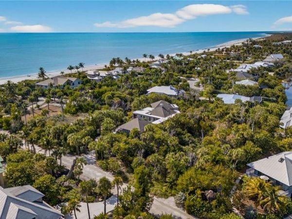 933 Strangler Fig LN, SANIBEL, FL 33957