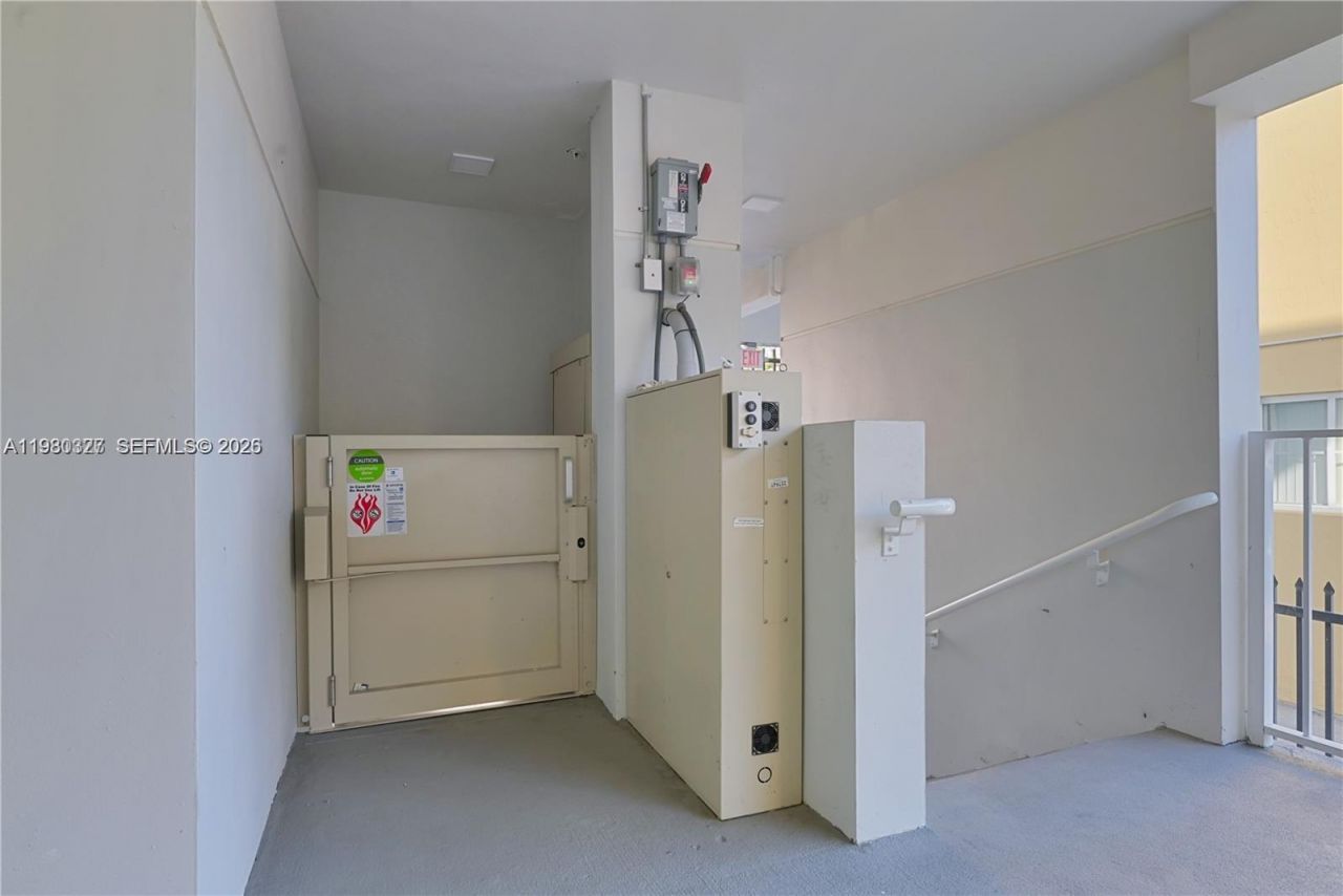 1620 NW 18th St , Unit 104, Miami, FL 33125 Photo