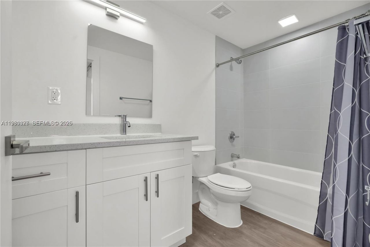 1620 NW 18th St , Unit 104, Miami, FL 33125 Photo