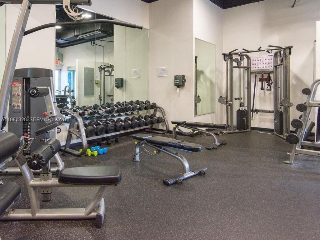 2001 Meridian Ave , Unit 414, Miami Beach, FL 33139 Photo