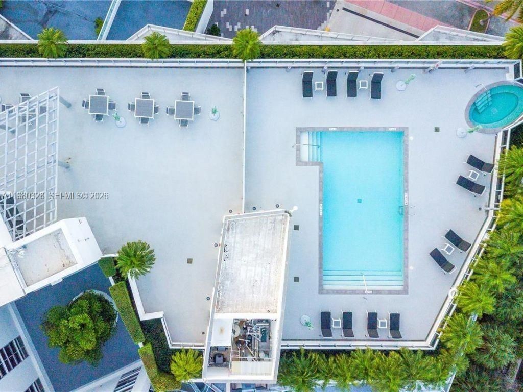 2001 Meridian Ave , Unit 414, Miami Beach, FL 33139 Photo