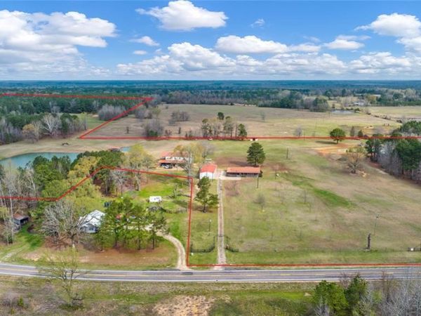 2964 FM 2120, Bagwell, TX 75412