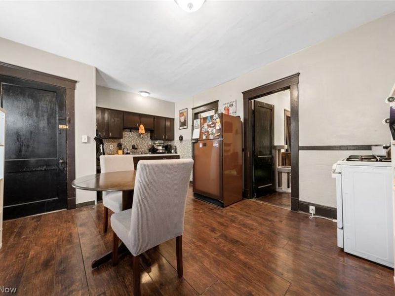 4302 Bridgeview Avenue , Newburgh Heights, OH 44105 Photo 25