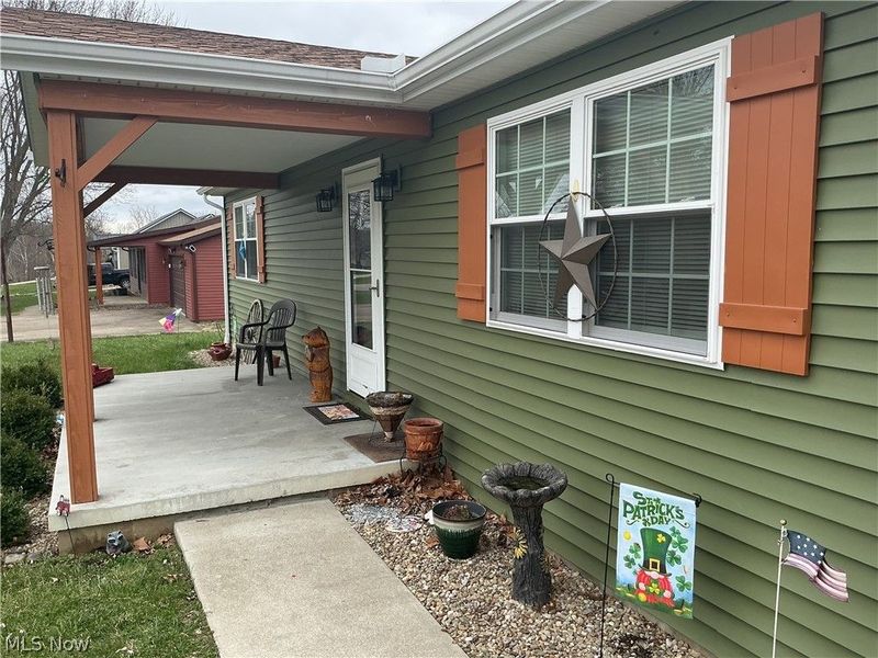 3755 Mona Drive , Zanesville, OH 43701 Photo 3