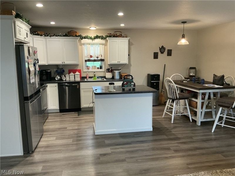 3755 Mona Drive , Zanesville, OH 43701 Photo 5