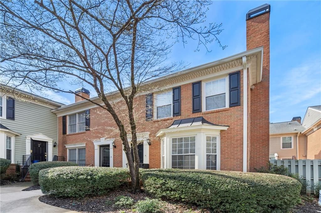 24 Mount Vernon Circle, Atlanta, GA 30338 Main Photo