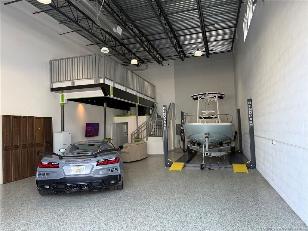 861 NE Industrial Boulevard, Unit 13, Jensen Beach, FL 34957 Photo