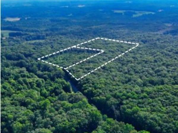 Lantana Rd, Crossville, TN 38572