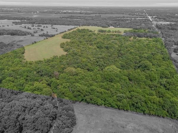 W 399th Street, Osawatomie, KS 66064