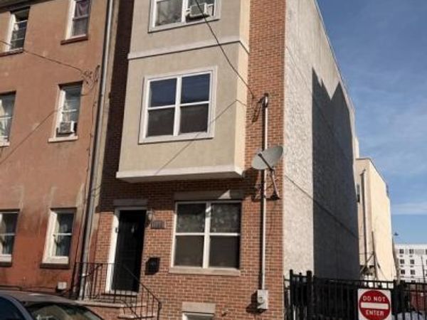 1105 WALLACE STREET, PHILADELPHIA, PA 19123