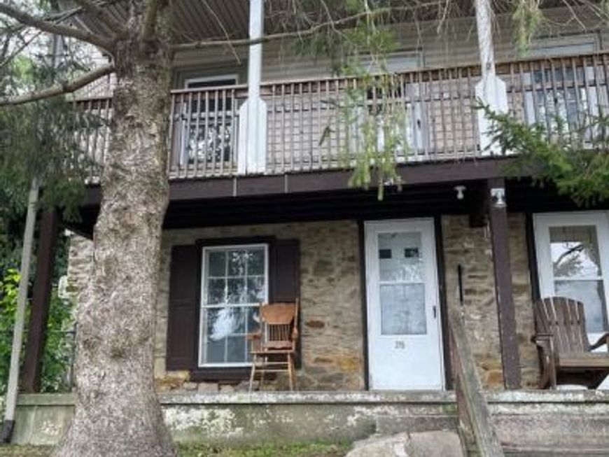 215 Chapel Avenue, Parkesburg, PA 19365 Main Photo