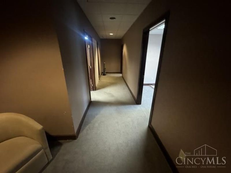 10501 Success Lane, Dayton, OH 45458 Photo 12