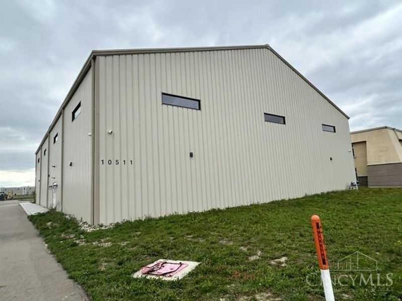 10501 Success Lane, Dayton, OH 45458 Photo 24