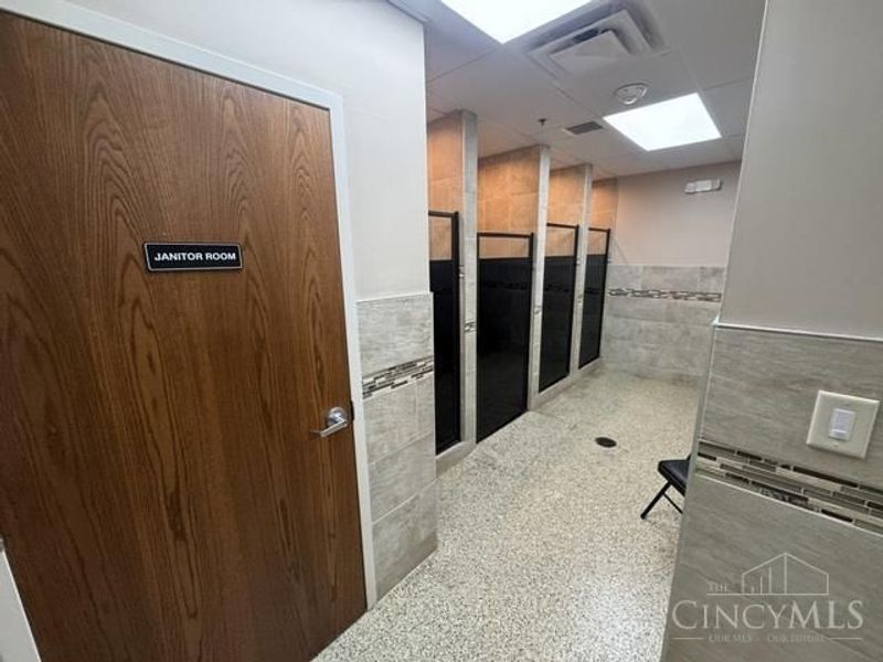 10501 Success Lane, Dayton, OH 45458 Photo 32