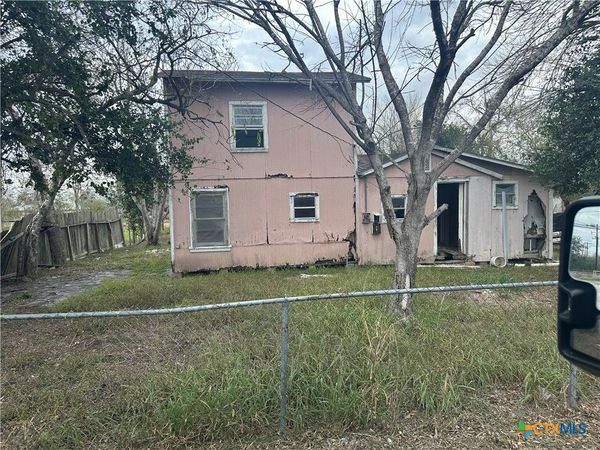 713 Rosita , Sinton, TX 78387