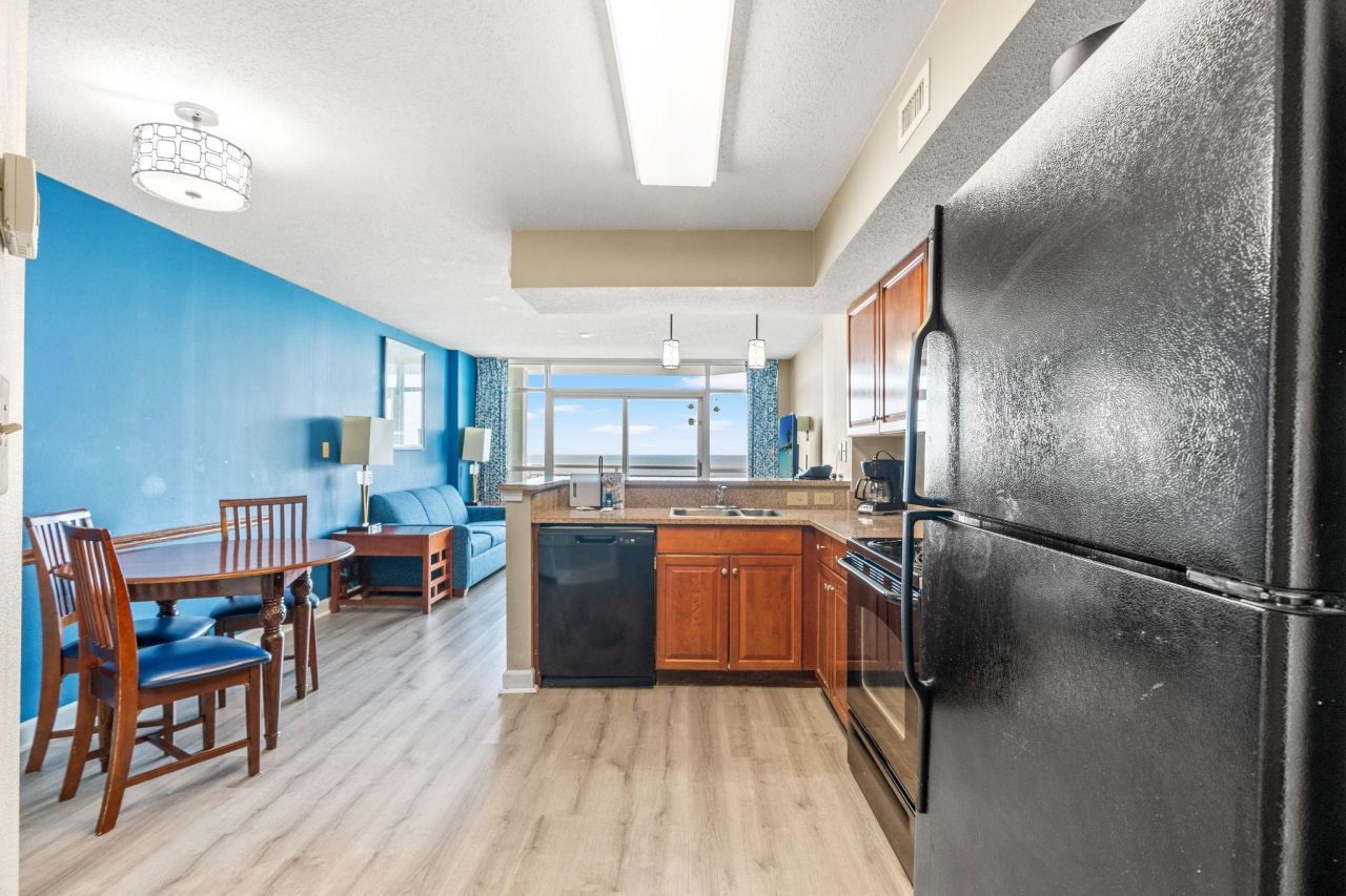 5300 N Ocean Blvd.  Photo 5