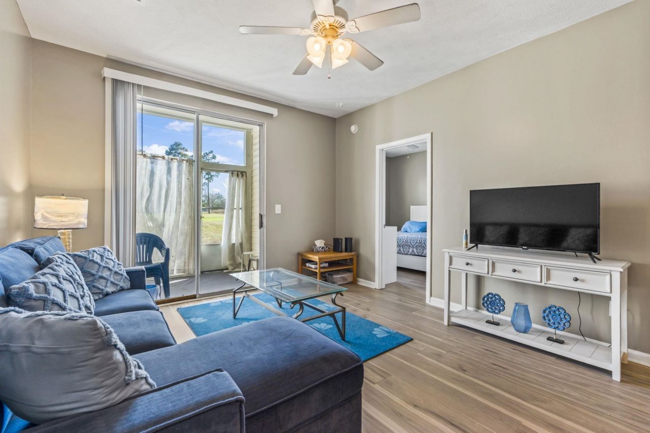 484 River Oaks Dr. Photo 11