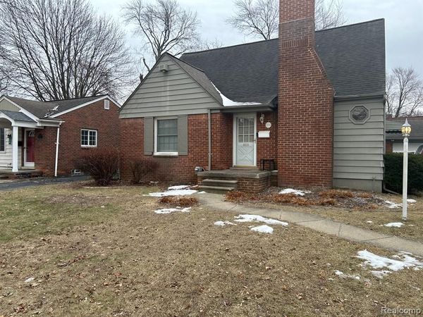 2204 KALAMA Avenue, Royal Oak, MI 48067