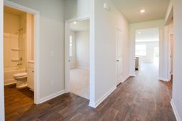 411 Zenith Boulevard photo 4