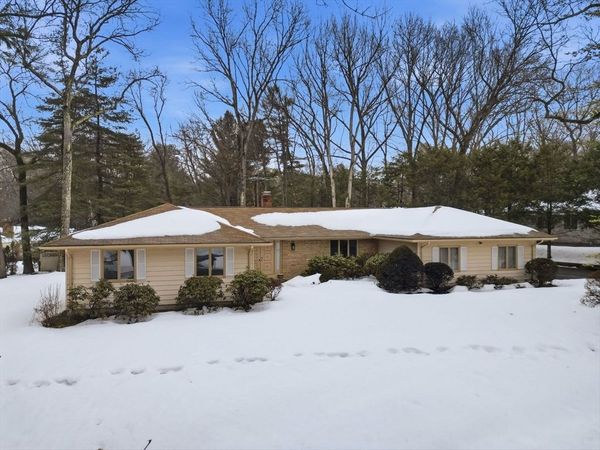 60 Exeter Avenue, Longmeadow, MA 01106
