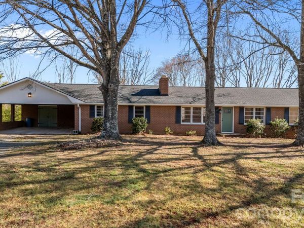 1250 Badgett Road , King, NC 27021