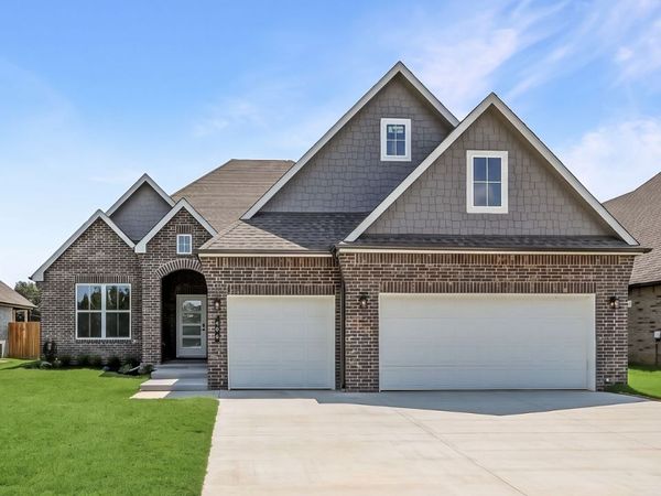 706 W 83rd Street S, Tulsa, OK 74132