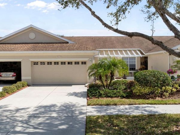 2612 PEACH CIRCLE , NORTH PORT, FL 34289