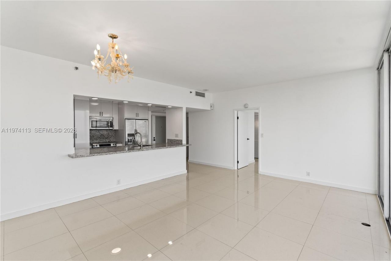 7601 E Treasure Dr., Unit PH 216, North Bay Village, FL 33141 Photo