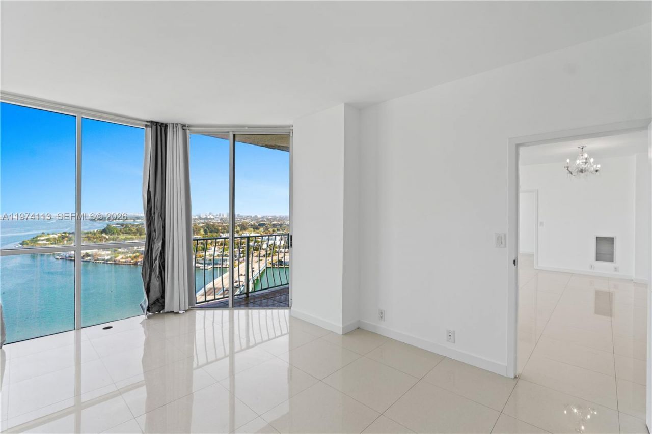 7601 E Treasure Dr., Unit PH 216, North Bay Village, FL 33141 Photo