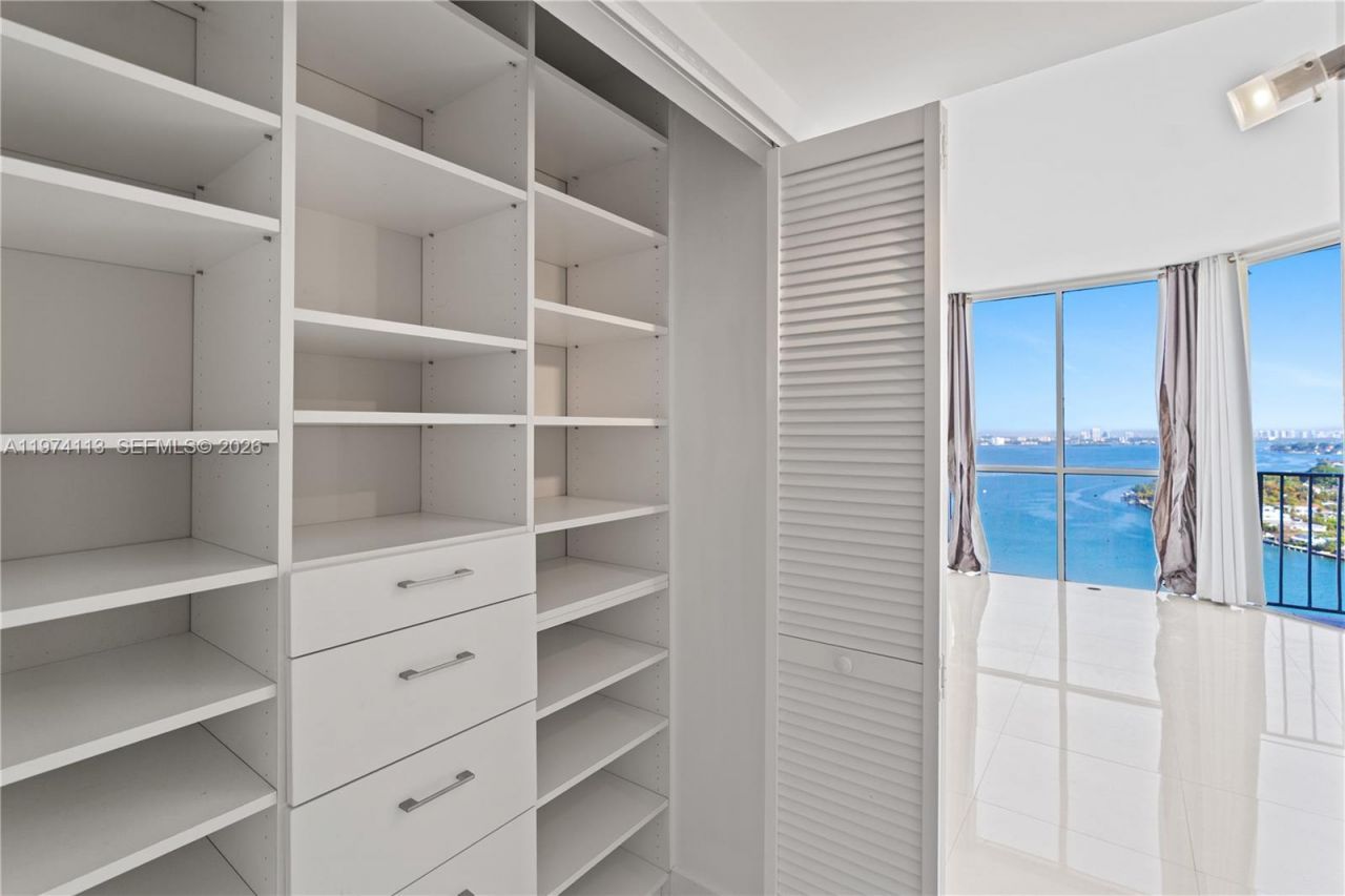 7601 E Treasure Dr., Unit PH 216, North Bay Village, FL 33141 Photo