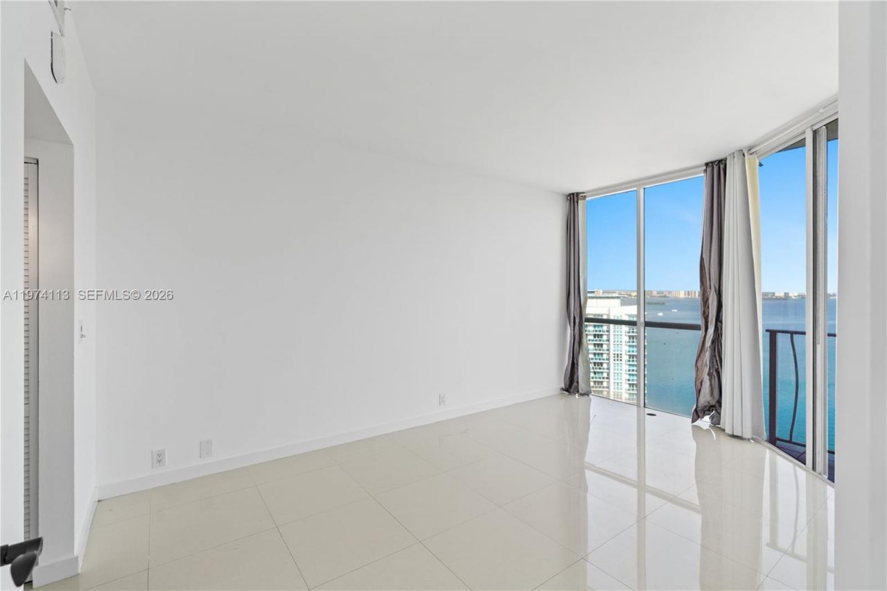 7601 E Treasure Dr., Unit PH 216, North Bay Village, FL 33141 Photo