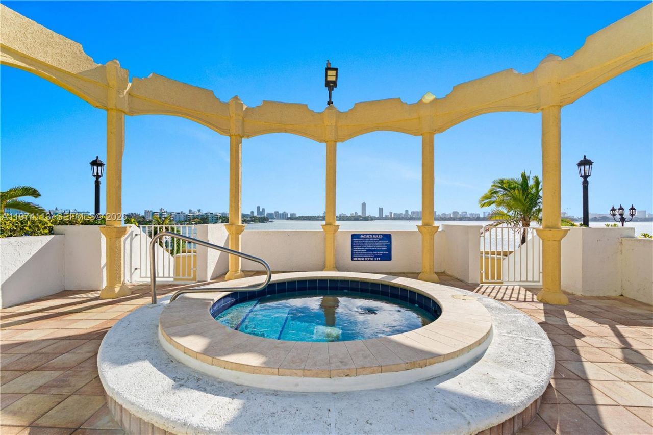 7601 E Treasure Dr., Unit PH 216, North Bay Village, FL 33141 Photo