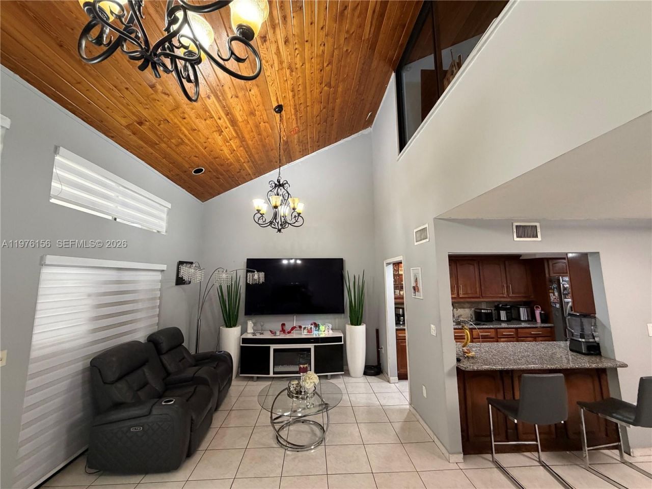 8408 NW 8th St, Unit 8408, Miami, FL 33126 Photo