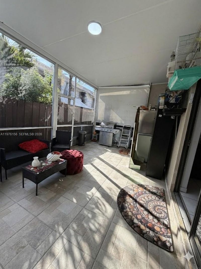 8408 NW 8th St, Unit 8408, Miami, FL 33126 Photo