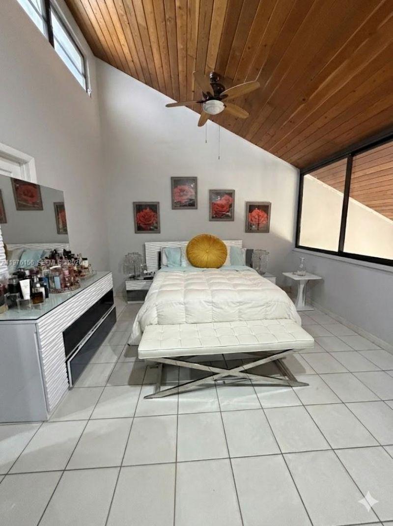 8408 NW 8th St, Unit 8408, Miami, FL 33126 Photo