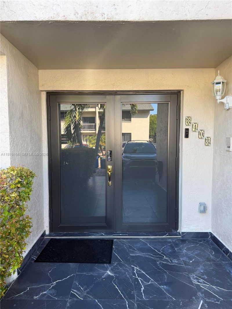 8408 NW 8th St, Unit 8408, Miami, FL 33126 Photo
