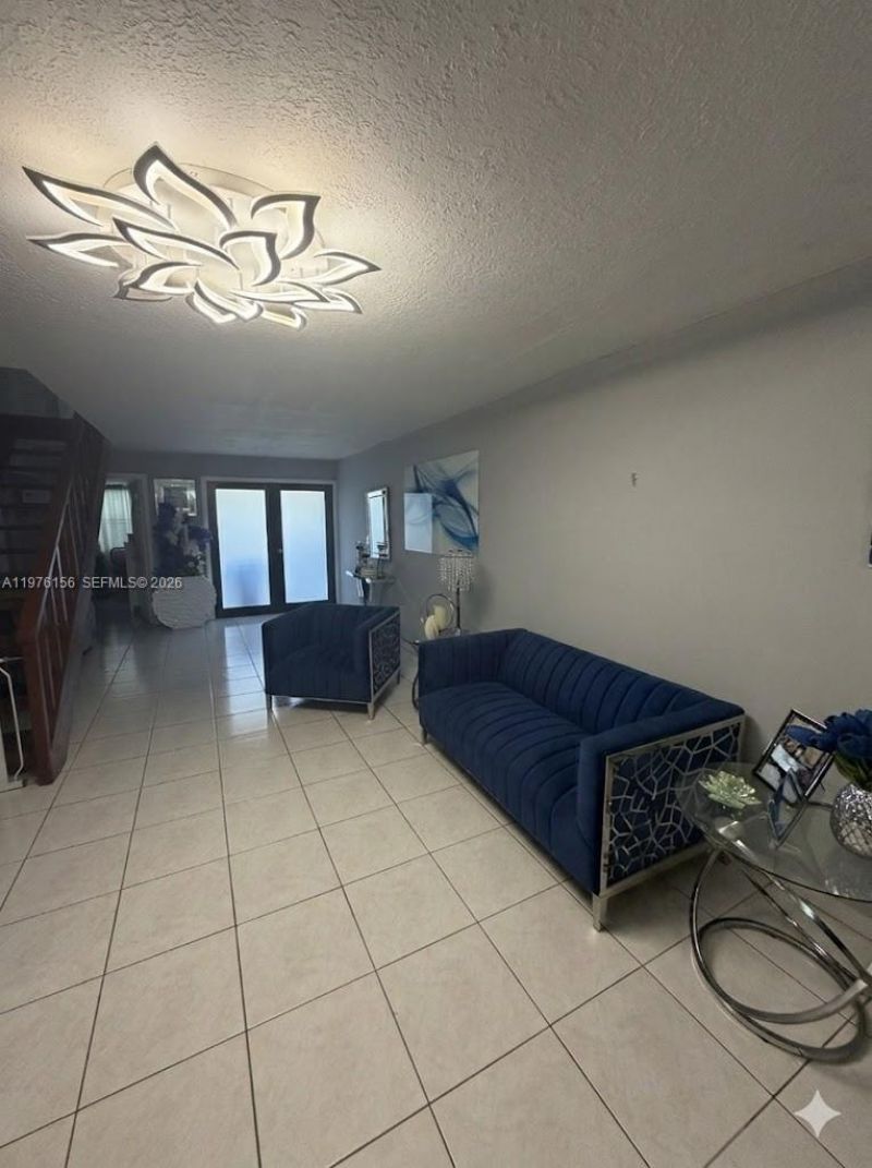 8408 NW 8th St, Unit 8408, Miami, FL 33126 Photo