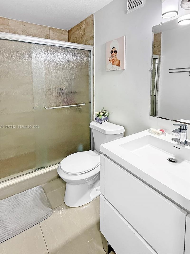 945 NE 34th Ave , Unit 204, Homestead, FL 33033 Photo