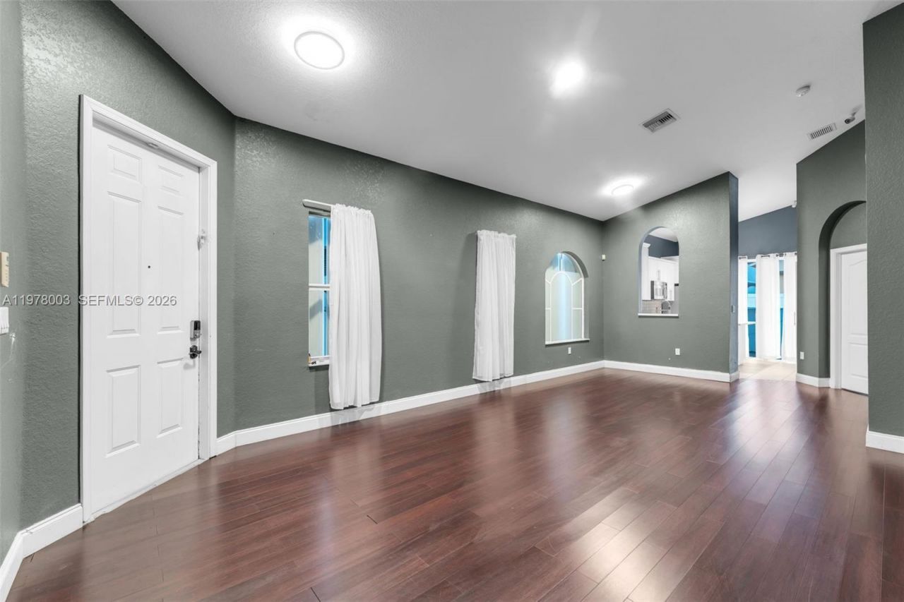 3983 NE 12th Dr , Homestead, FL 33033 Photo