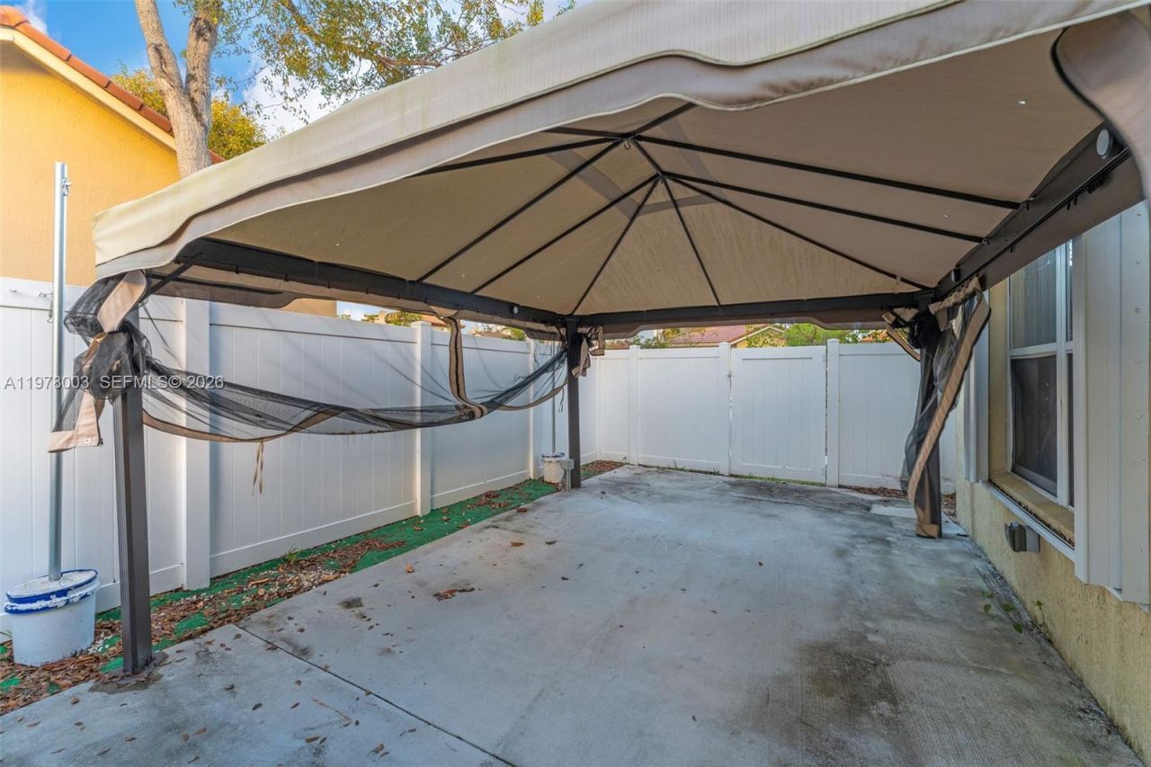 3983 NE 12th Dr , Homestead, FL 33033 Photo