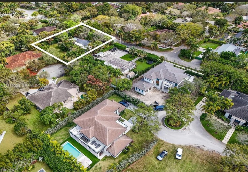 9330 SW 72nd Ave , Pinecrest, FL 33156 Photo